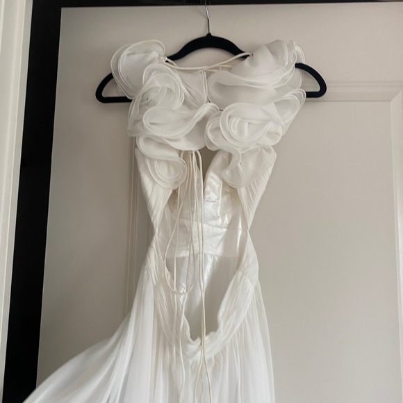 Mac Duggal Ieena Cutout Chiffon Gown - Picture 6 of 12